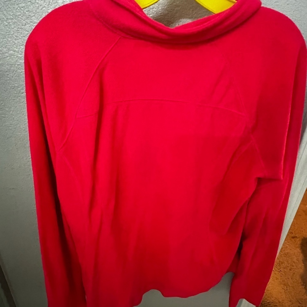 Tek Gear Vibrant Pink Performance Top - Picture 3 of 4